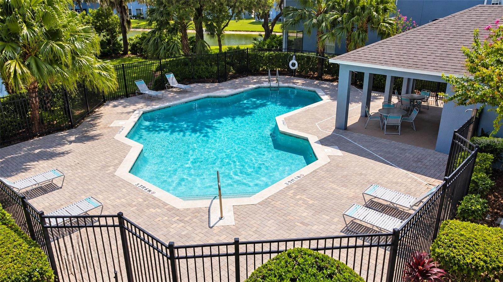 518 WILTON CIR