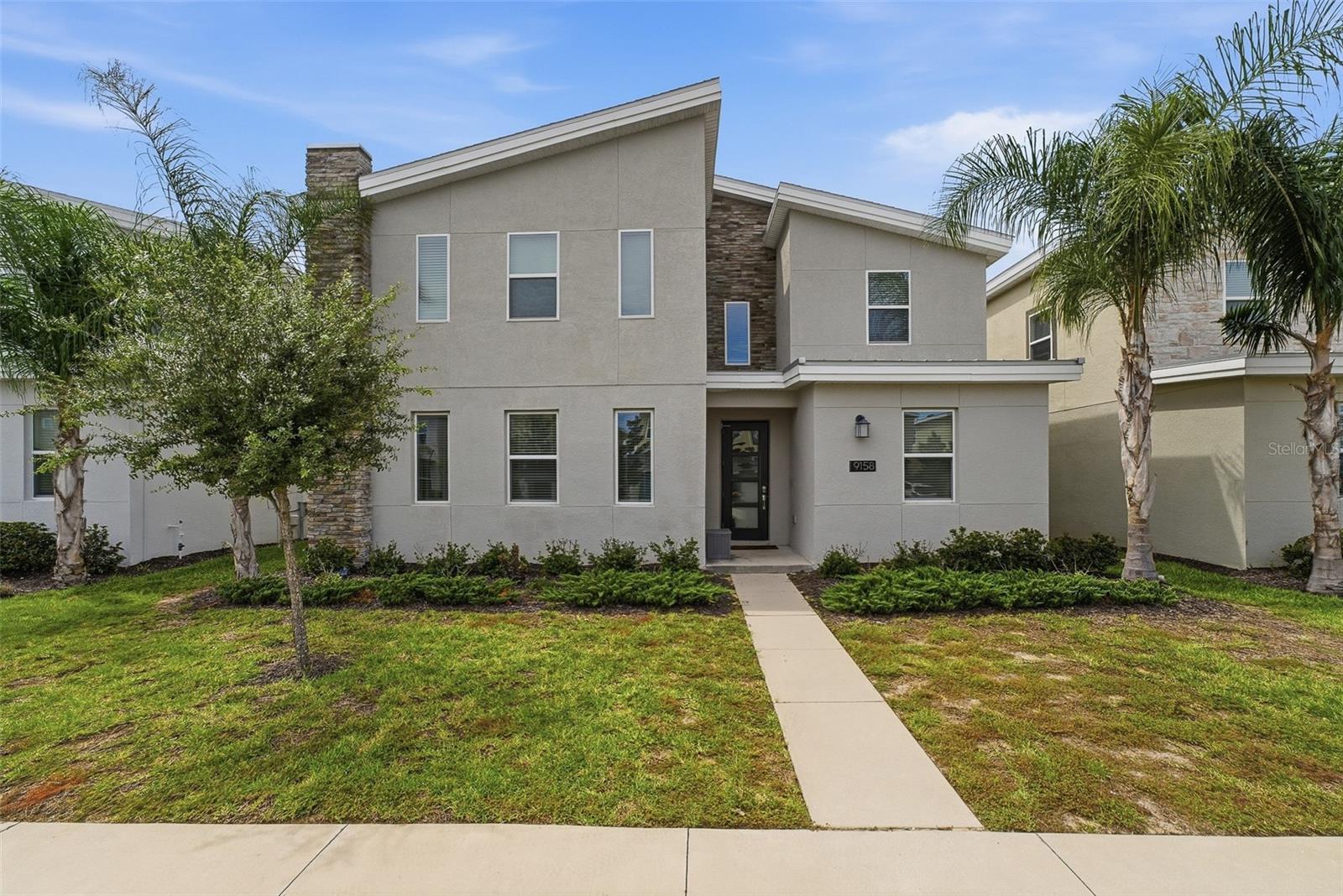 9158 SOMMERSET HILLS DR