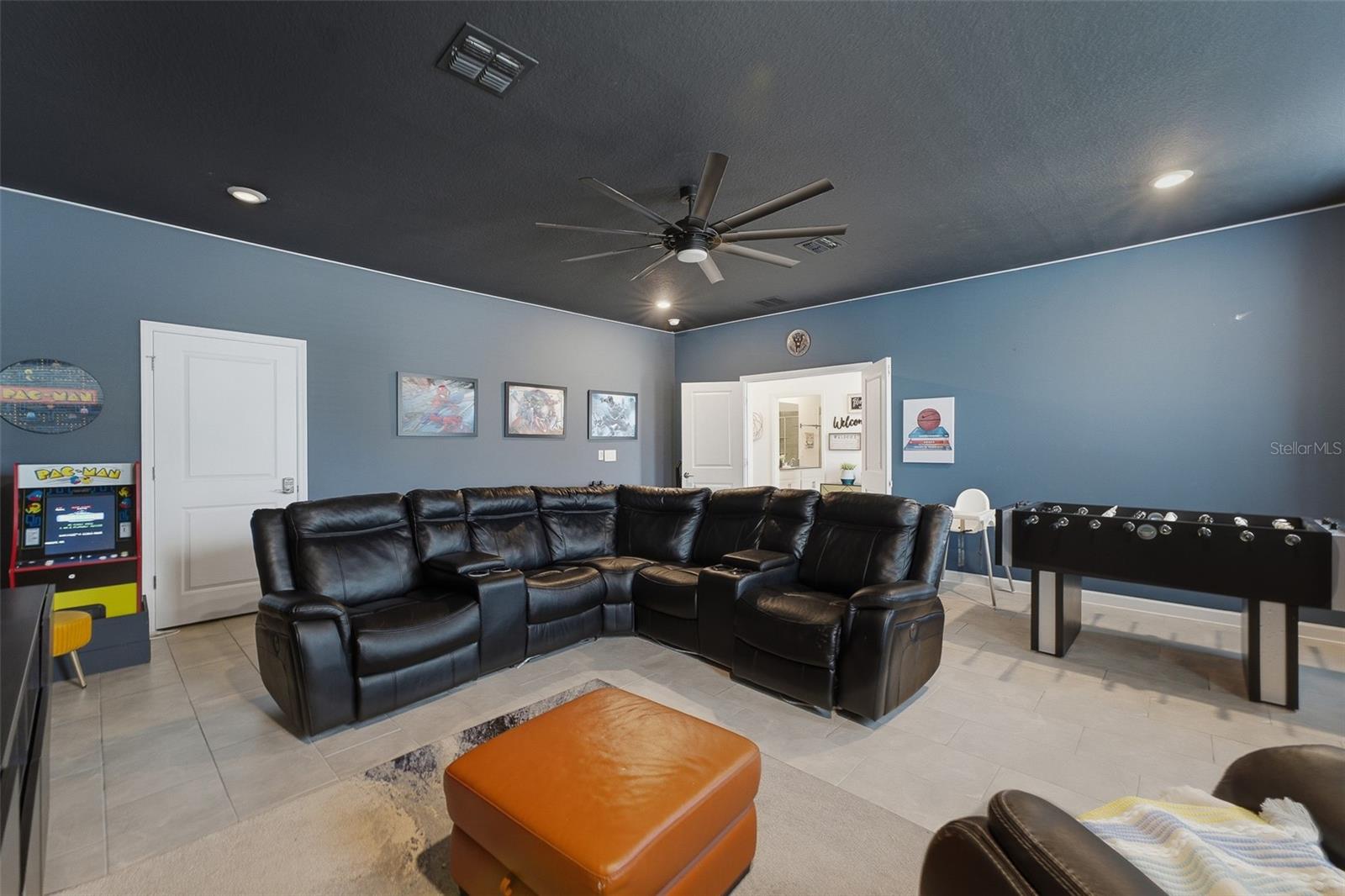 9158 SOMMERSET HILLS DR