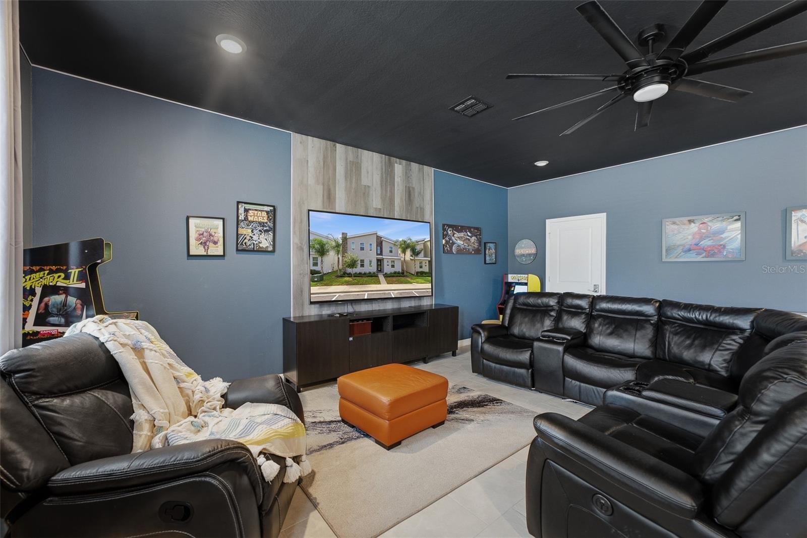 9158 SOMMERSET HILLS DR