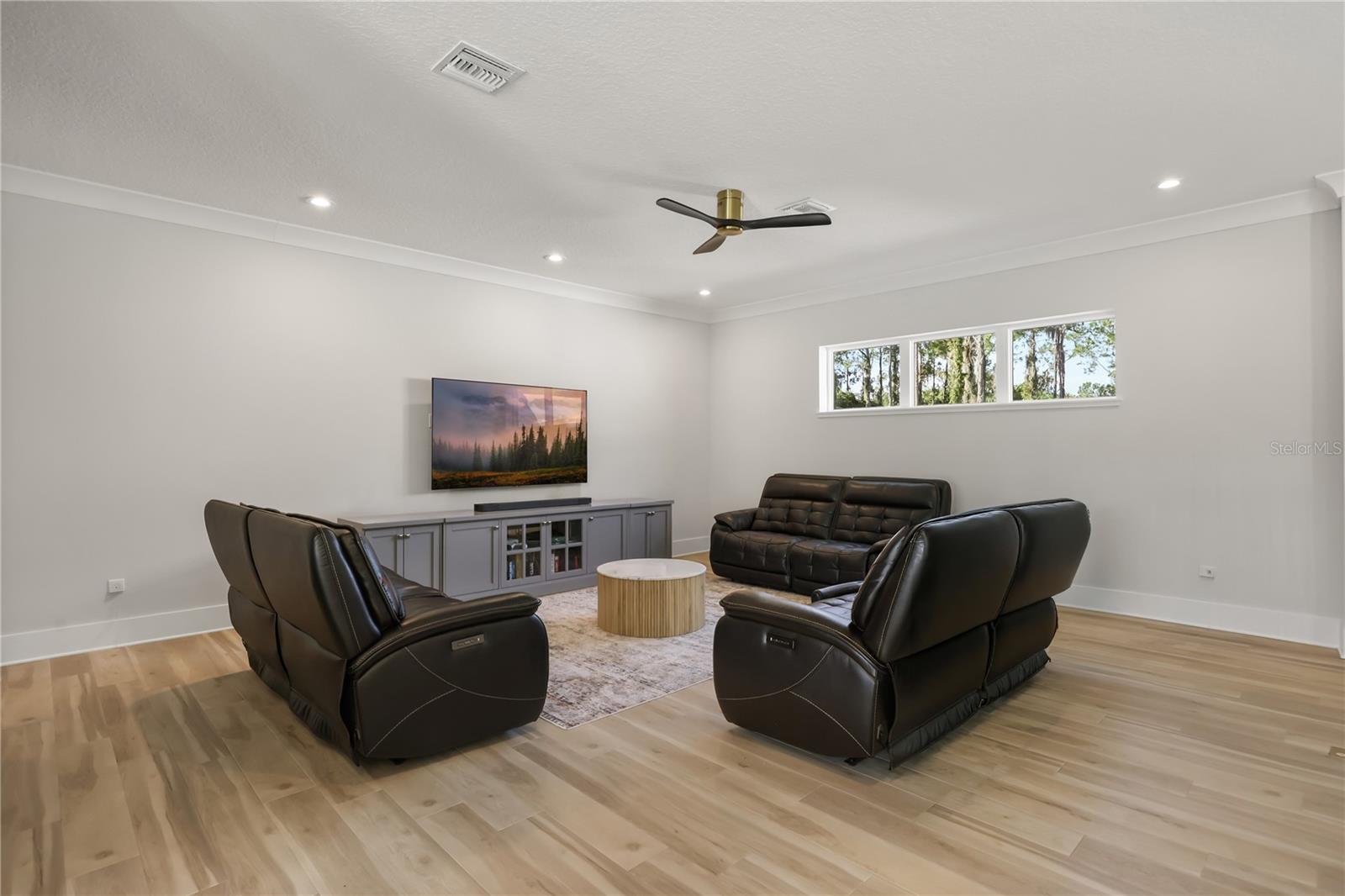 15626 PENDIO DR
