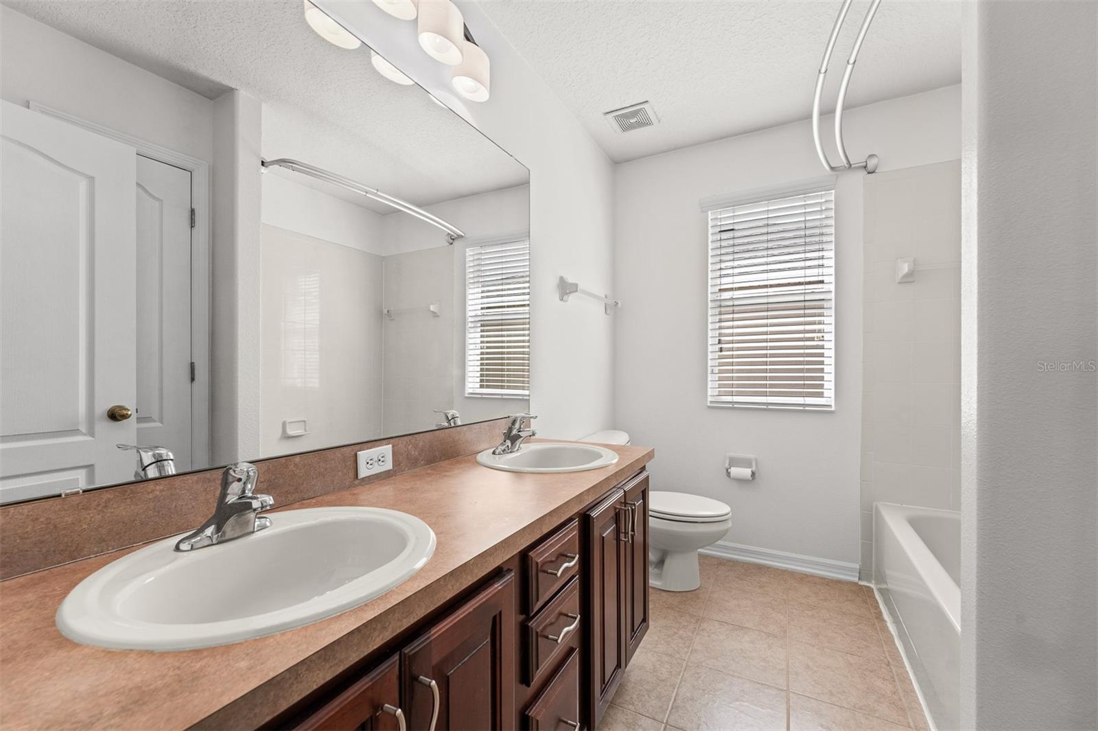 343 CORTONA DR