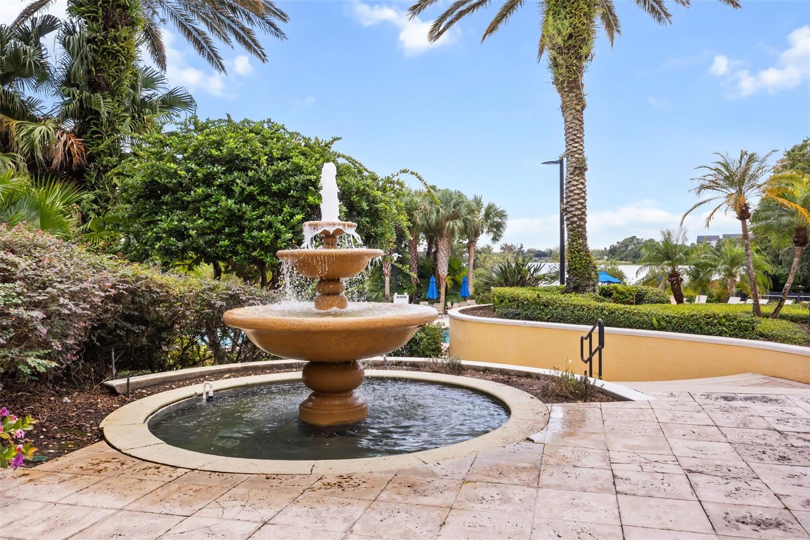 1475 LAKE SHADOW CIR #6205