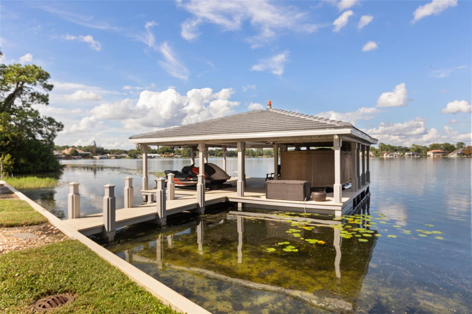 6091 LINNEAL BEACH DR