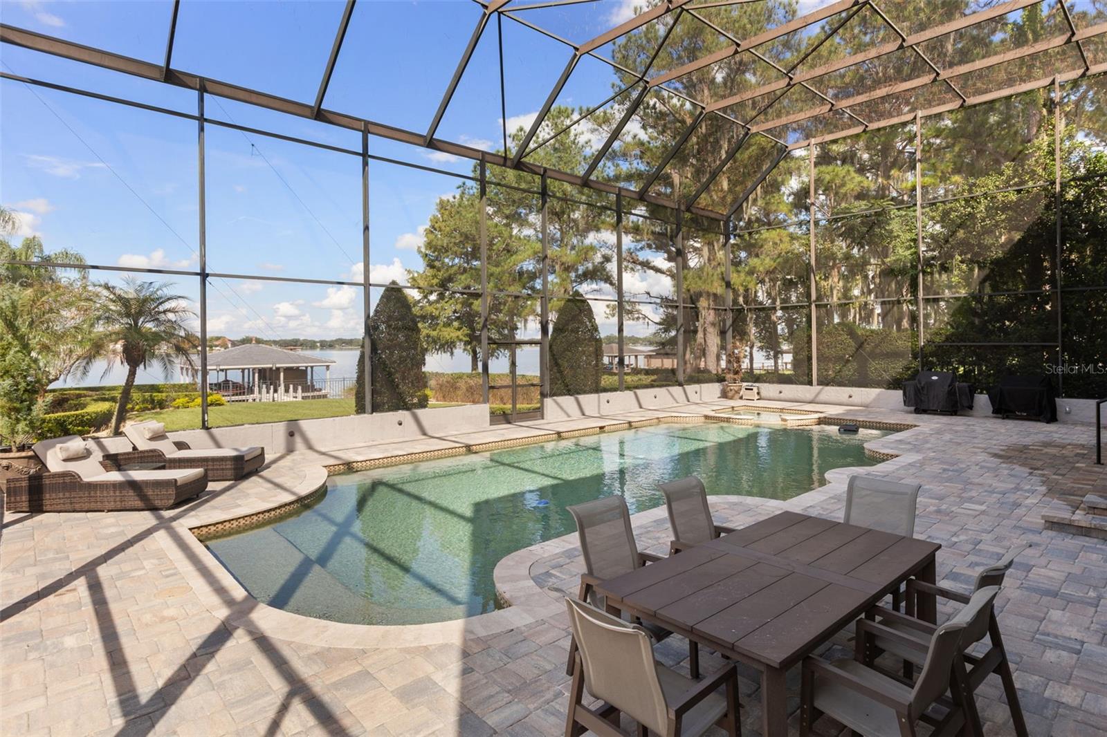 6091 LINNEAL BEACH DR
