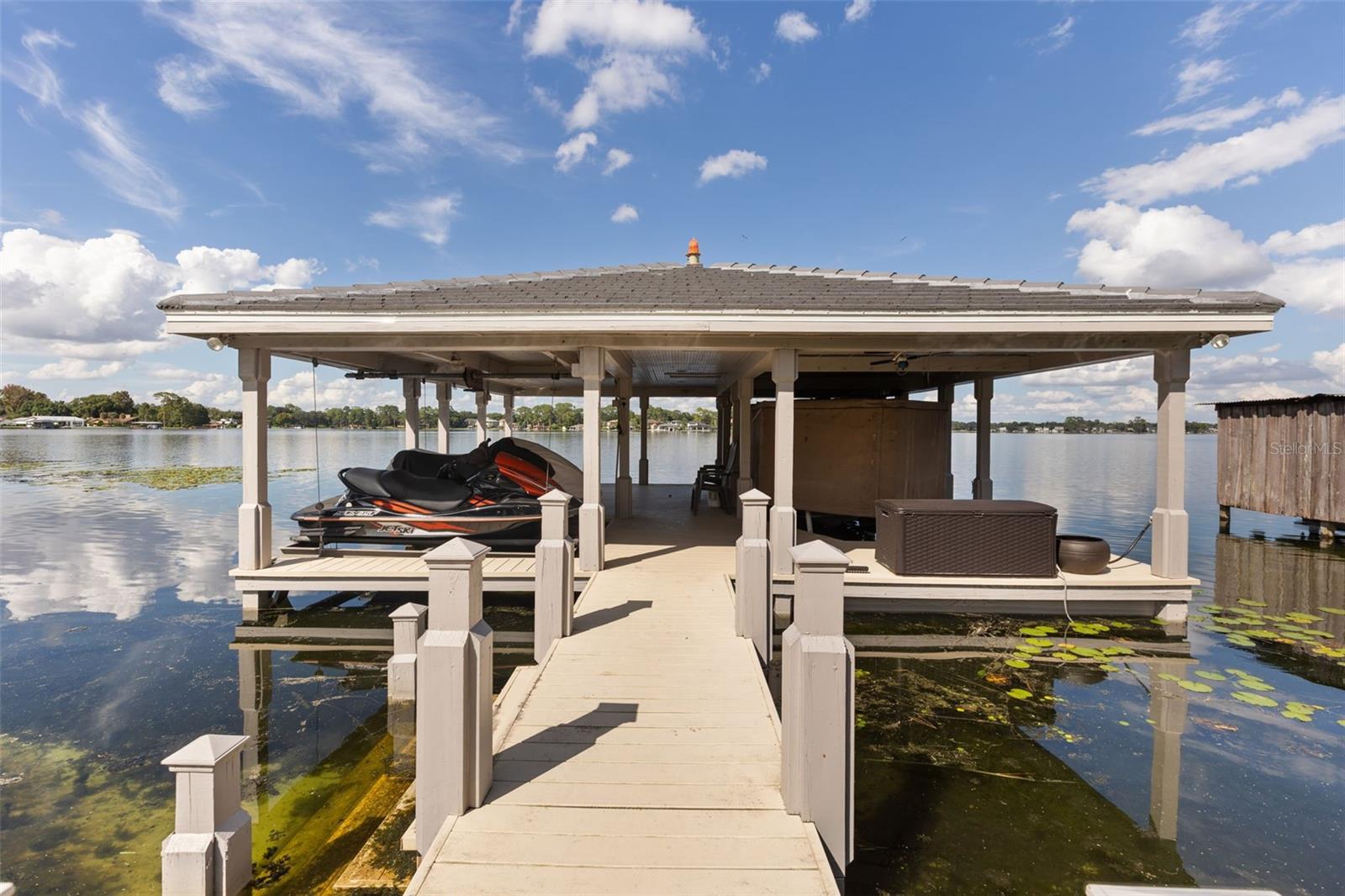 6091 LINNEAL BEACH DR
