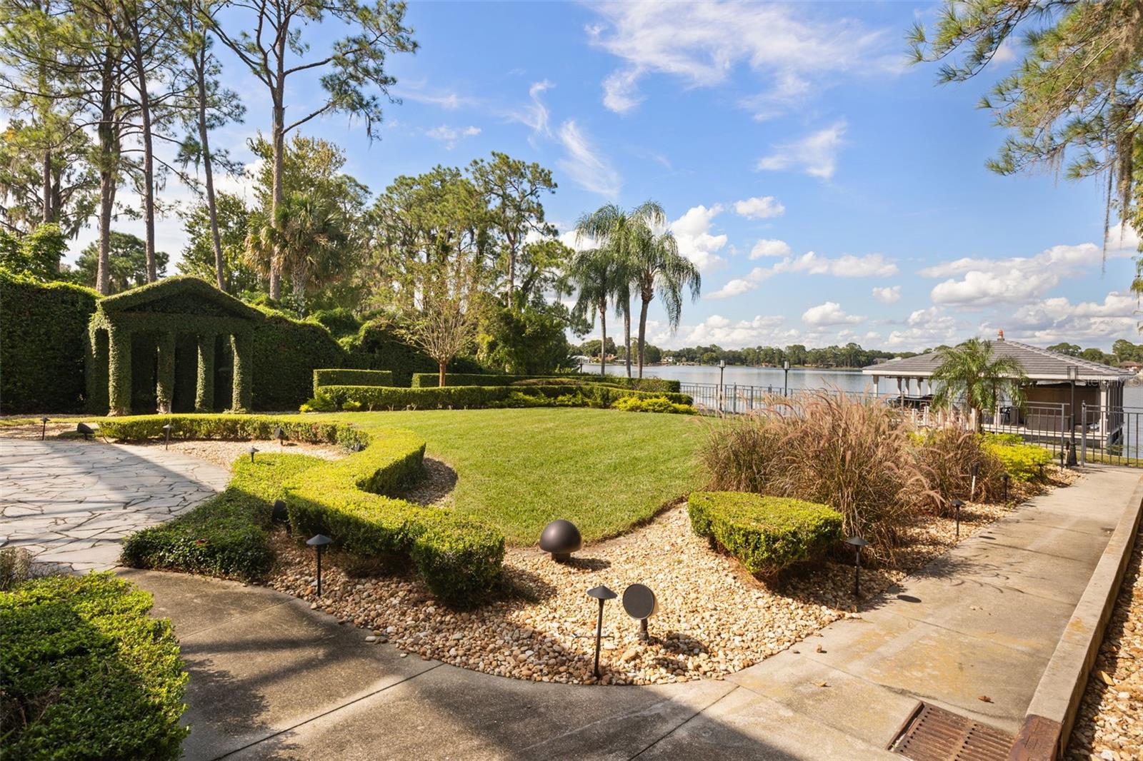 6091 LINNEAL BEACH DR
