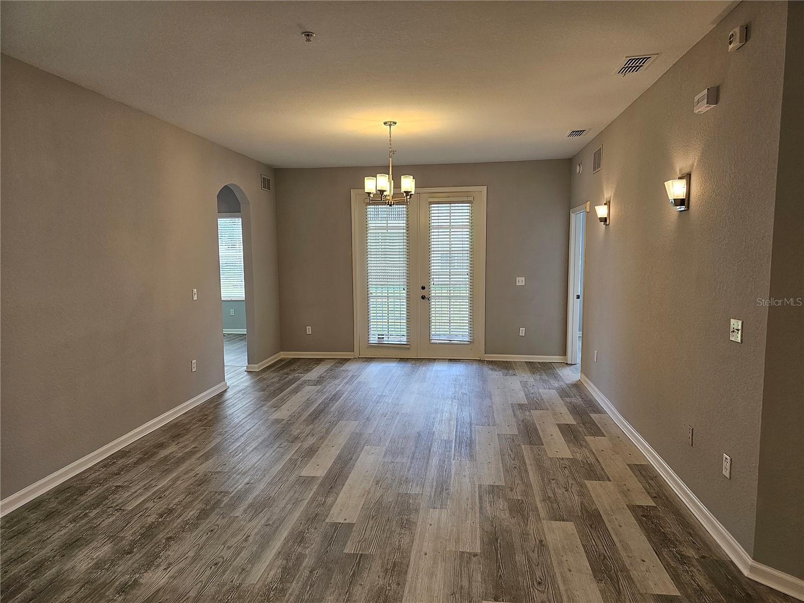 3300 Whitestone Cir #102