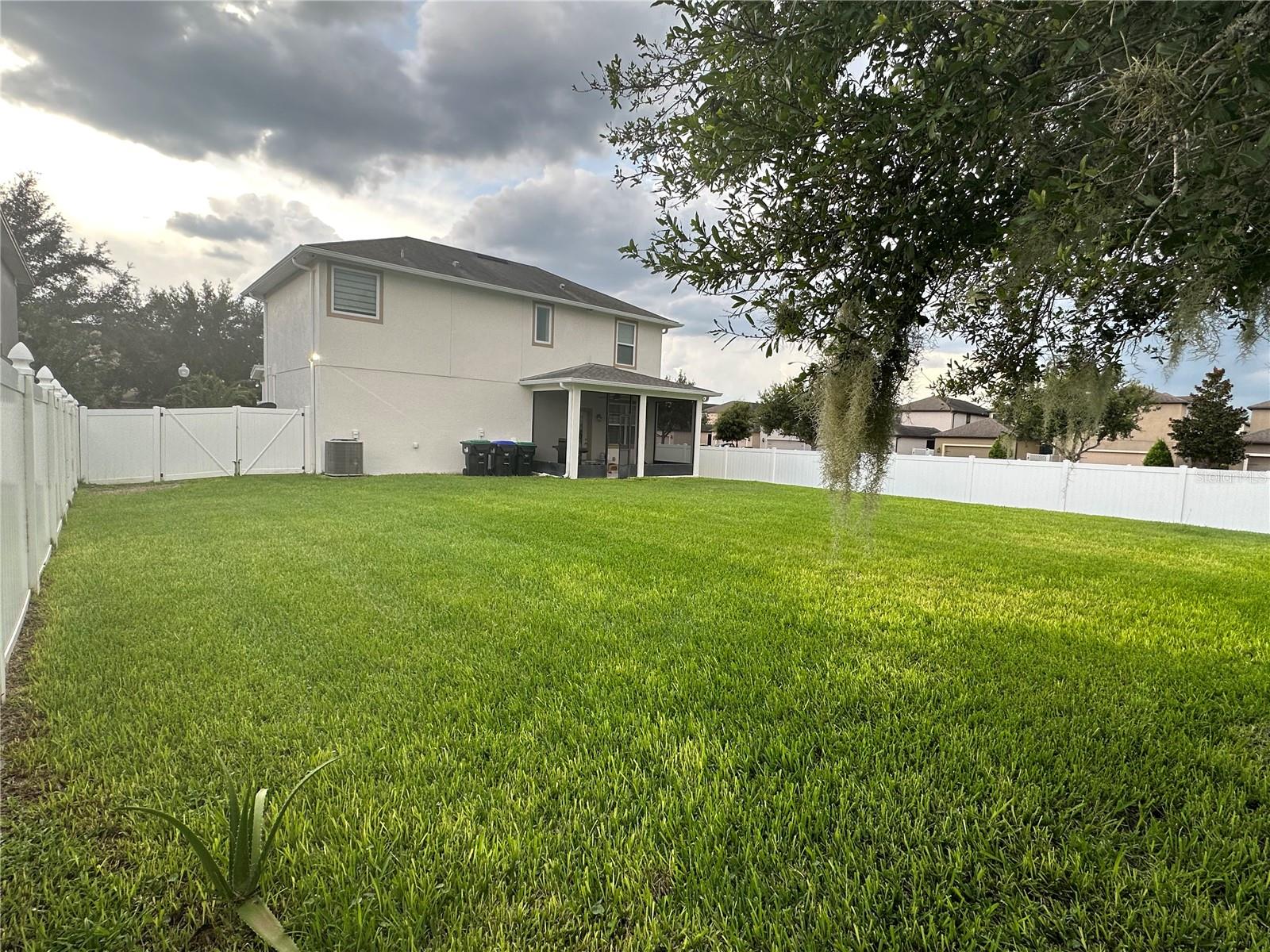 12993 Emersondale Ave