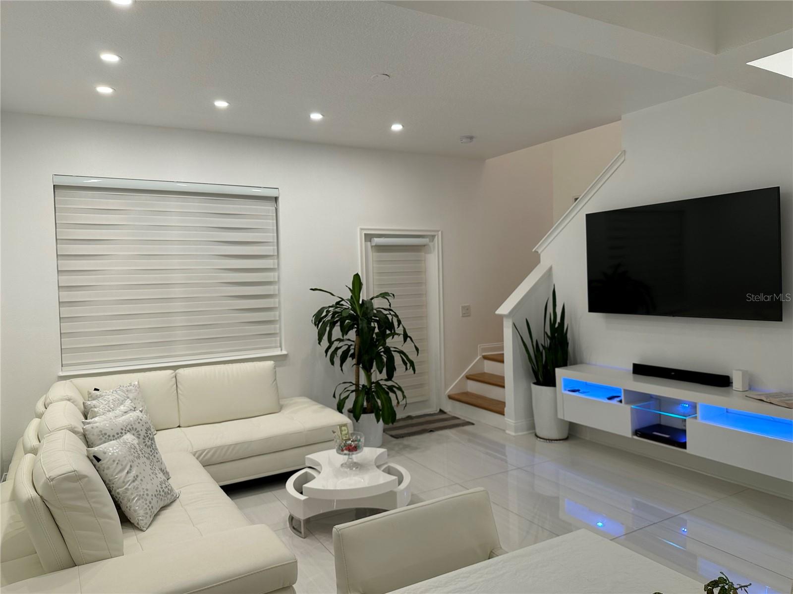 12993 Emersondale Ave