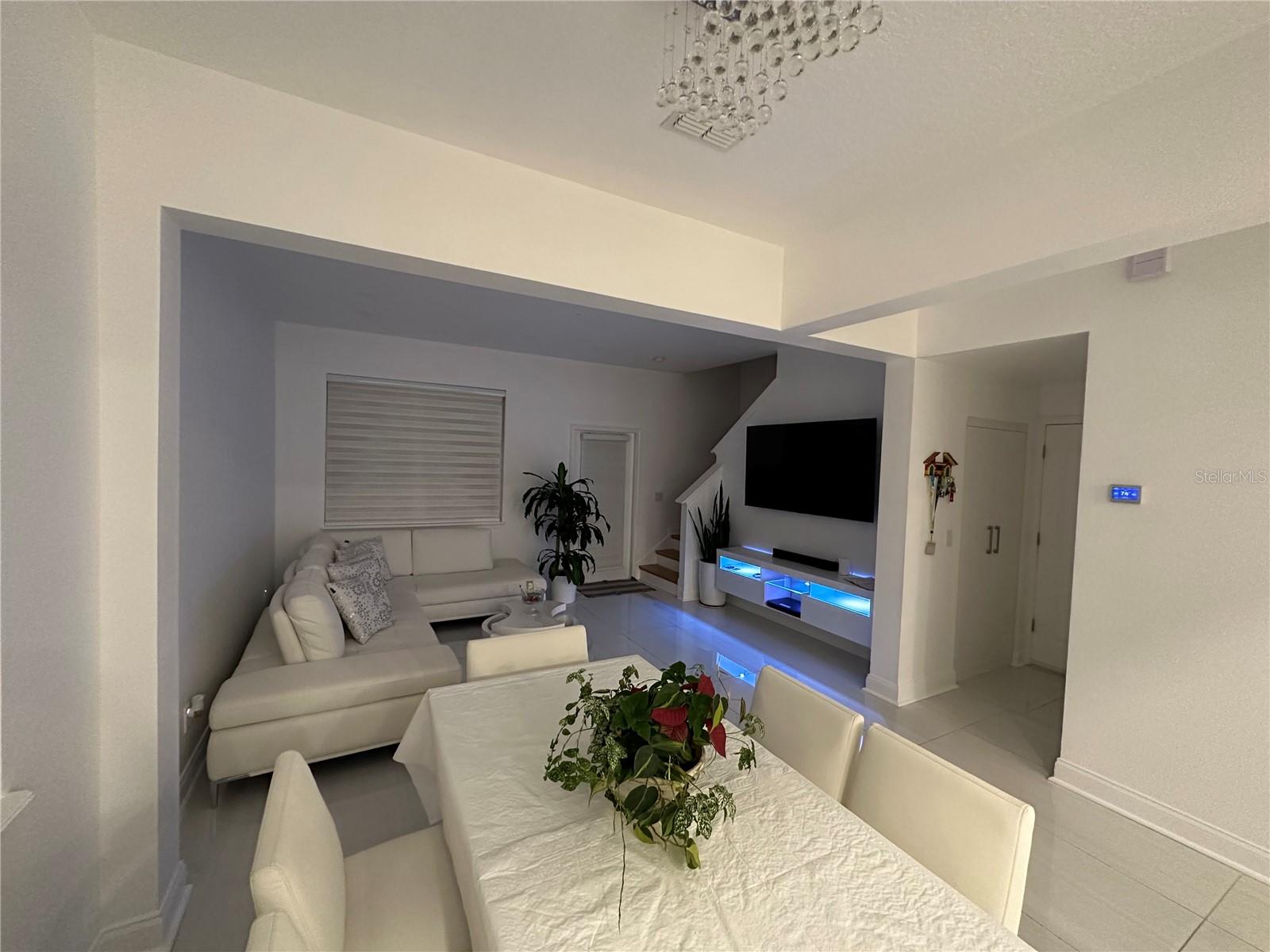 12993 Emersondale Ave