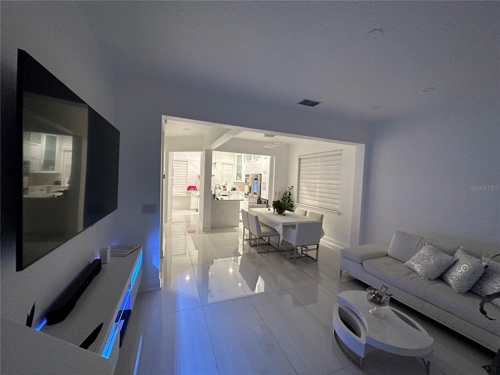 12993 Emersondale Ave