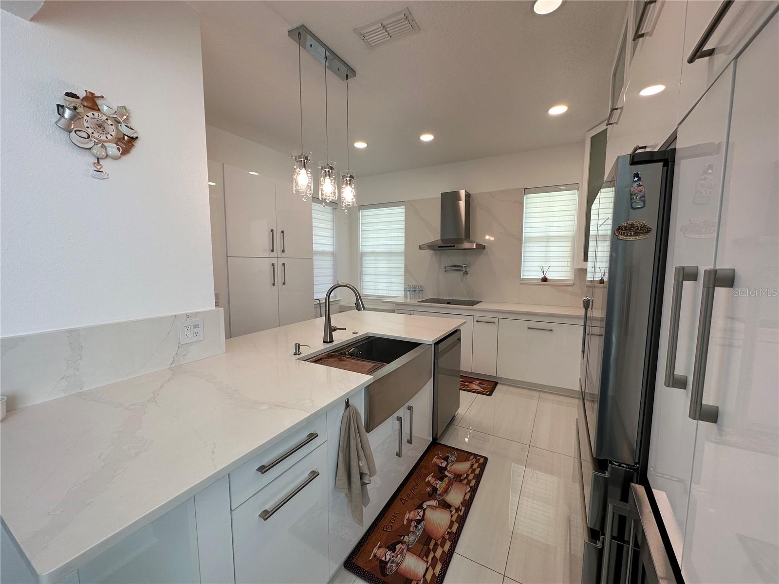 12993 Emersondale Ave