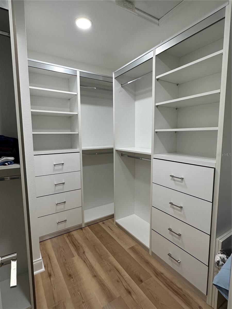 12993 Emersondale Ave