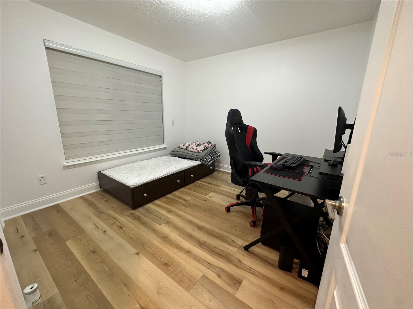 12993 Emersondale Ave