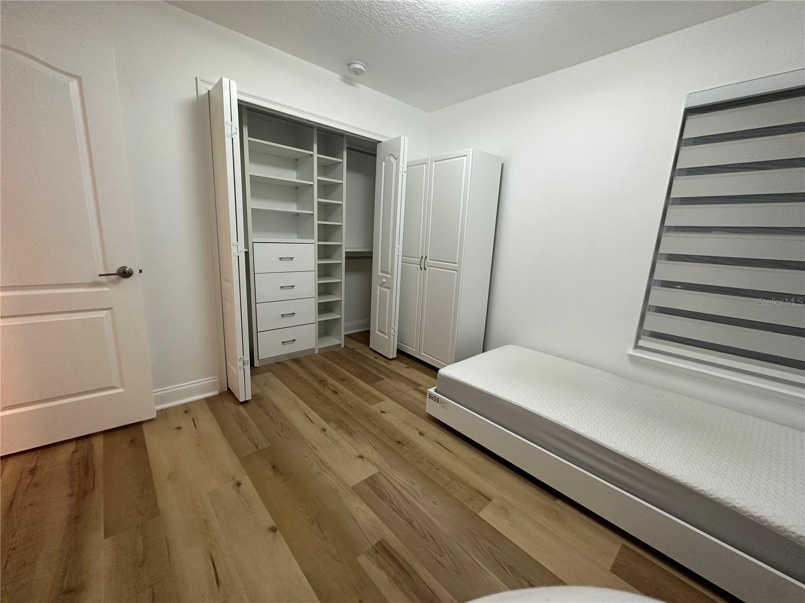 12993 Emersondale Ave