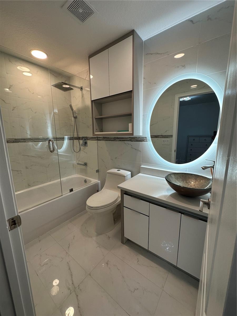 12993 Emersondale Ave