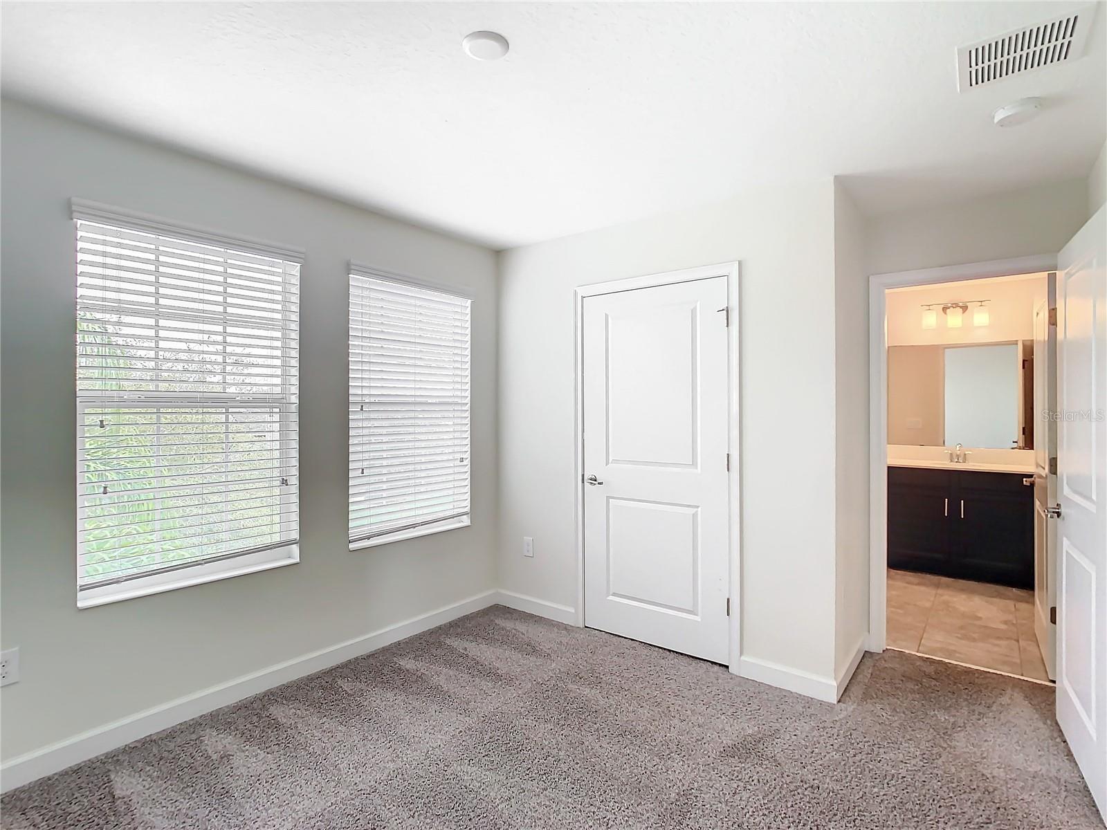 14807 Magnolia Ridge Loop