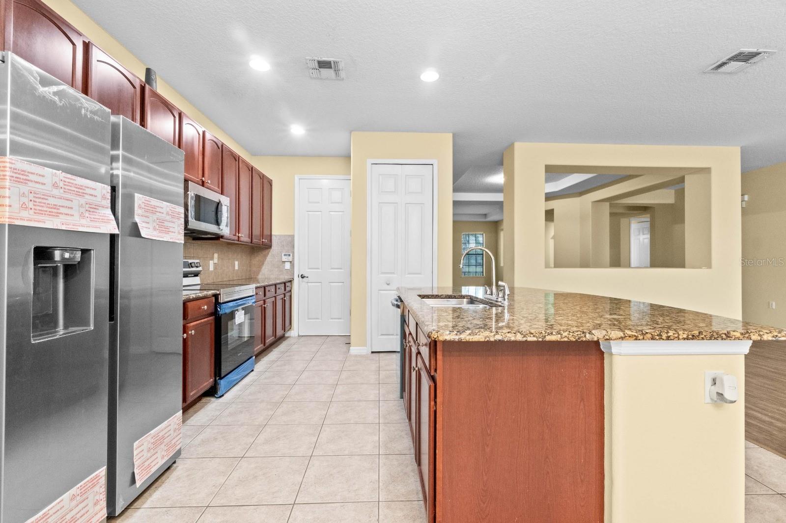 4031 Sunburst View Cir