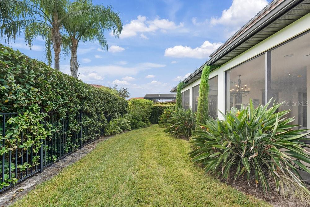 10836 ROYAL CYPRESS WAY