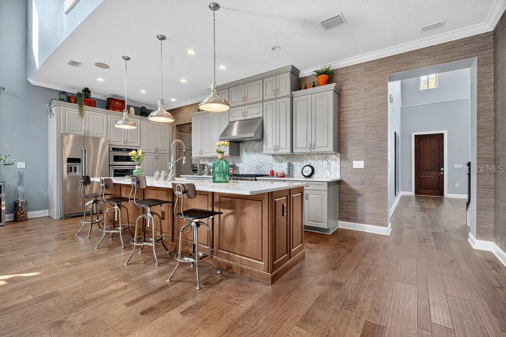 10836 ROYAL CYPRESS WAY