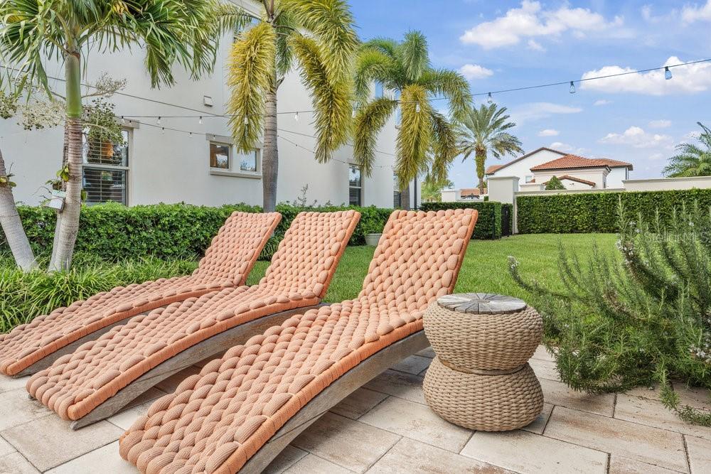 10836 ROYAL CYPRESS WAY