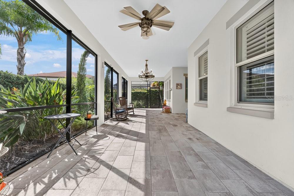 10836 ROYAL CYPRESS WAY