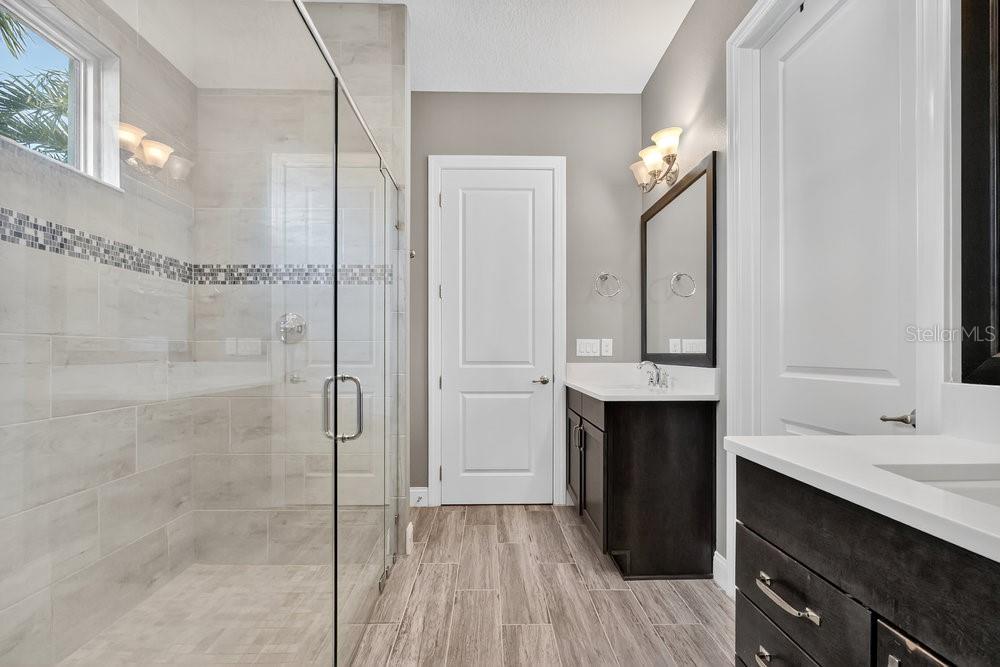 10836 ROYAL CYPRESS WAY