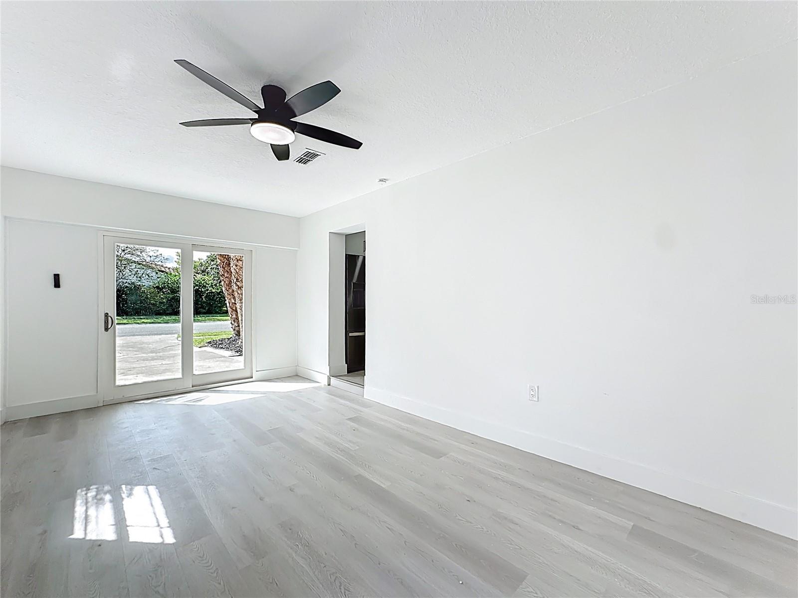 10433 MONTPELIER CIR