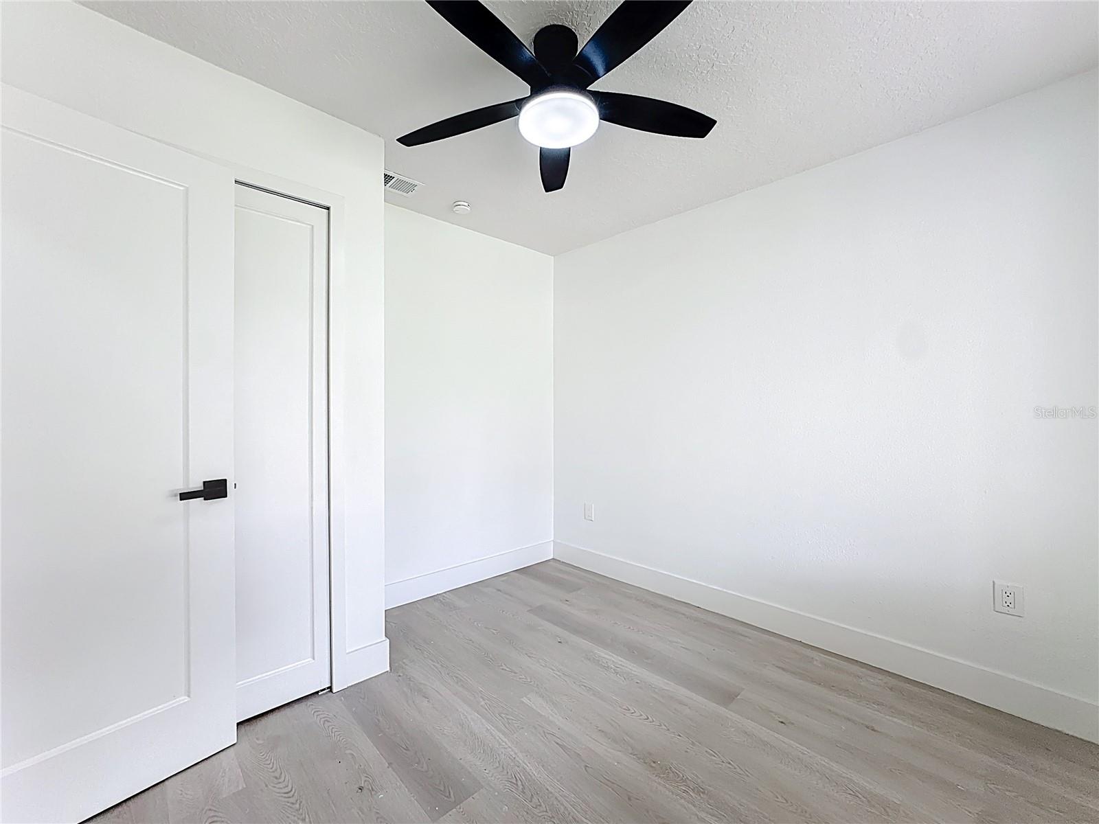 10433 MONTPELIER CIR