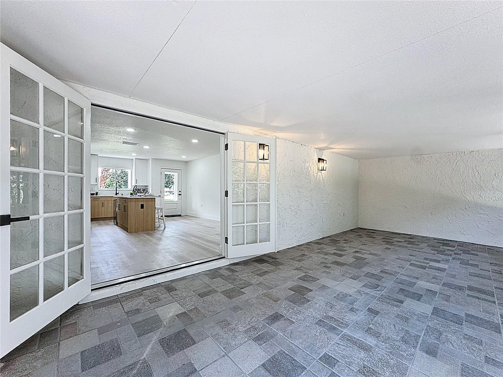 10433 MONTPELIER CIR
