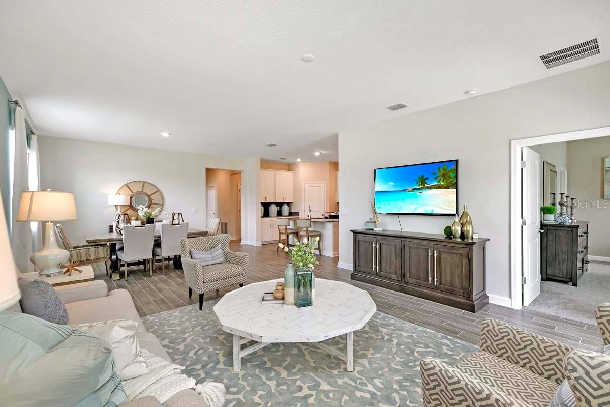 2490 Relaxing Ln