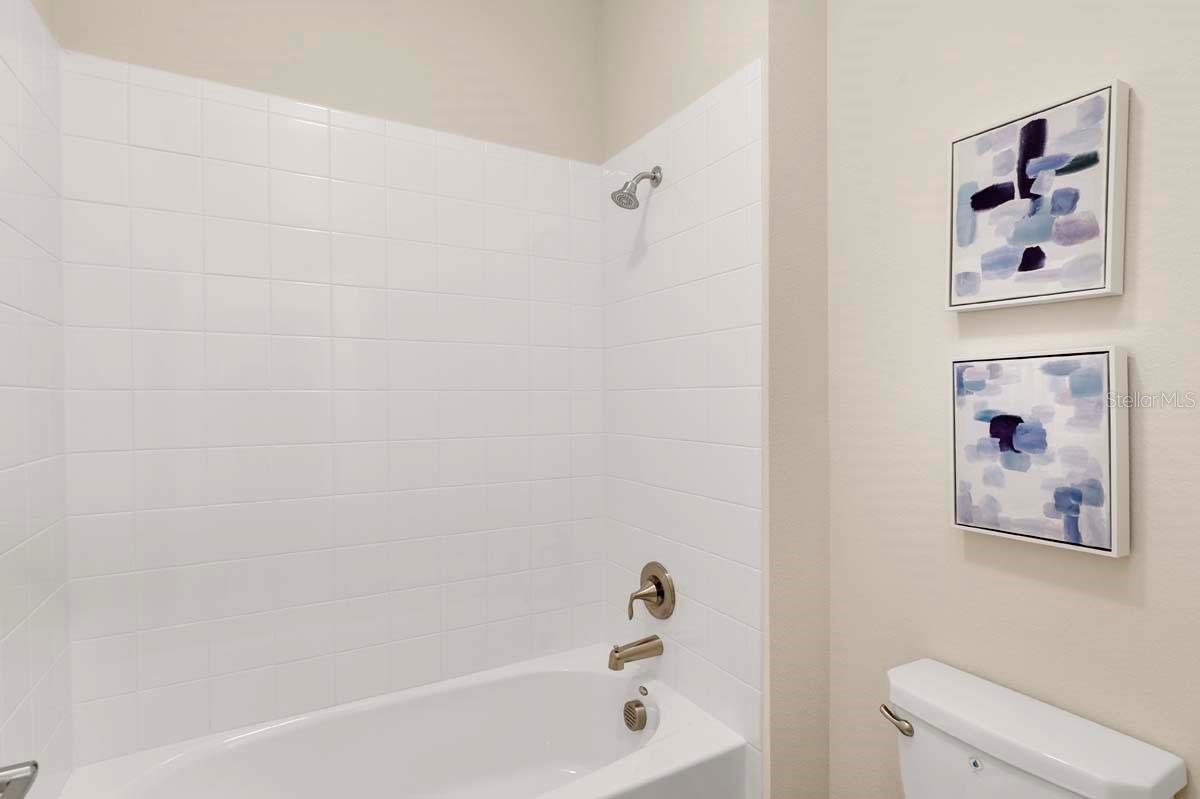 2490 Relaxing Ln