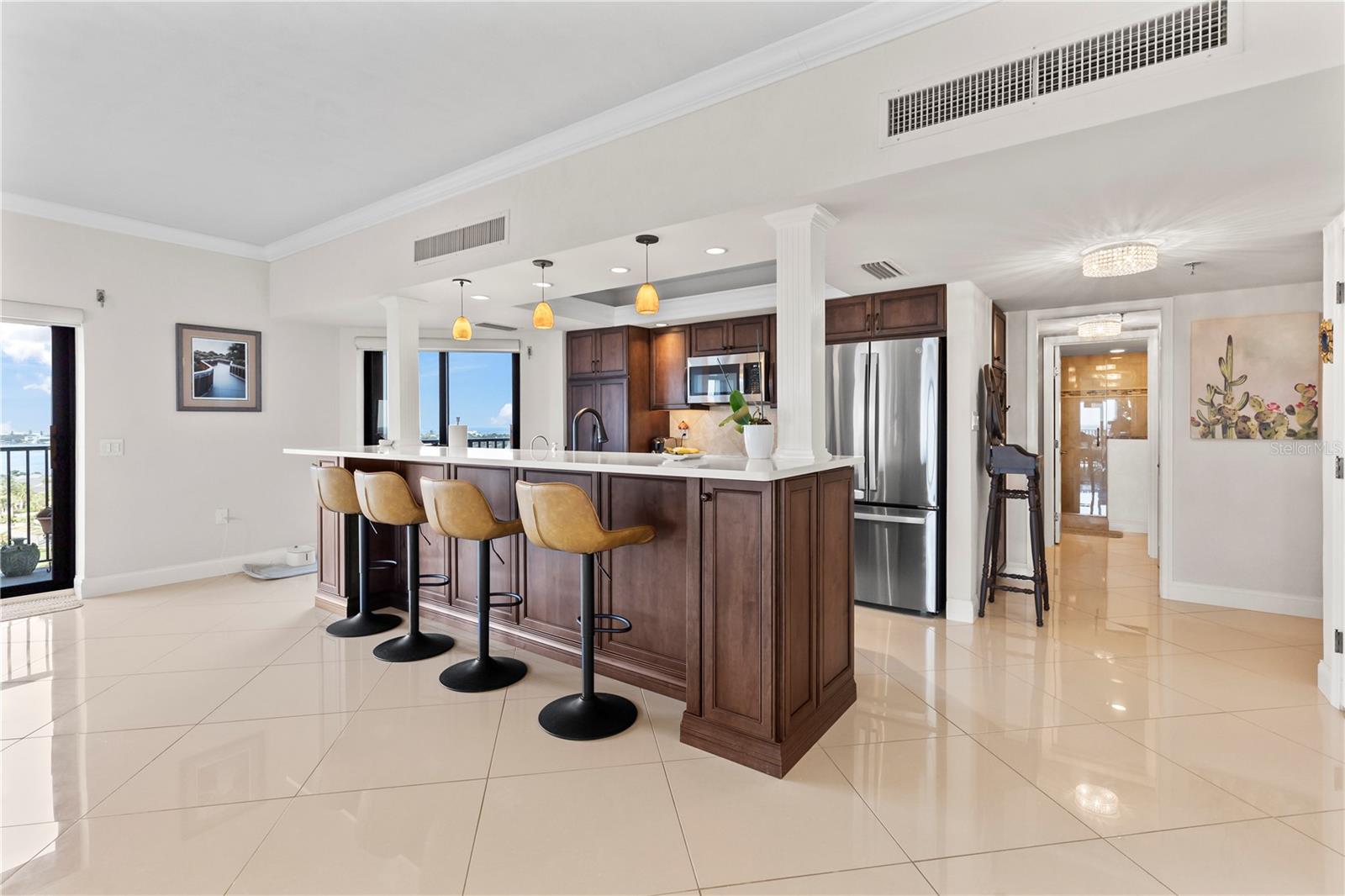 501 N Causeway #8060