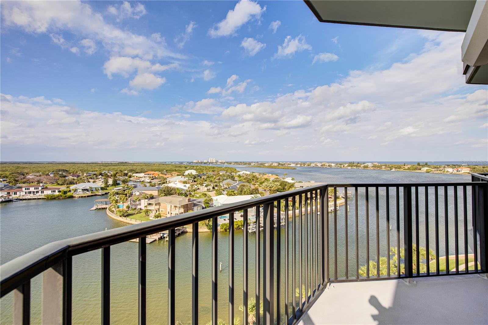 501 N Causeway #8060