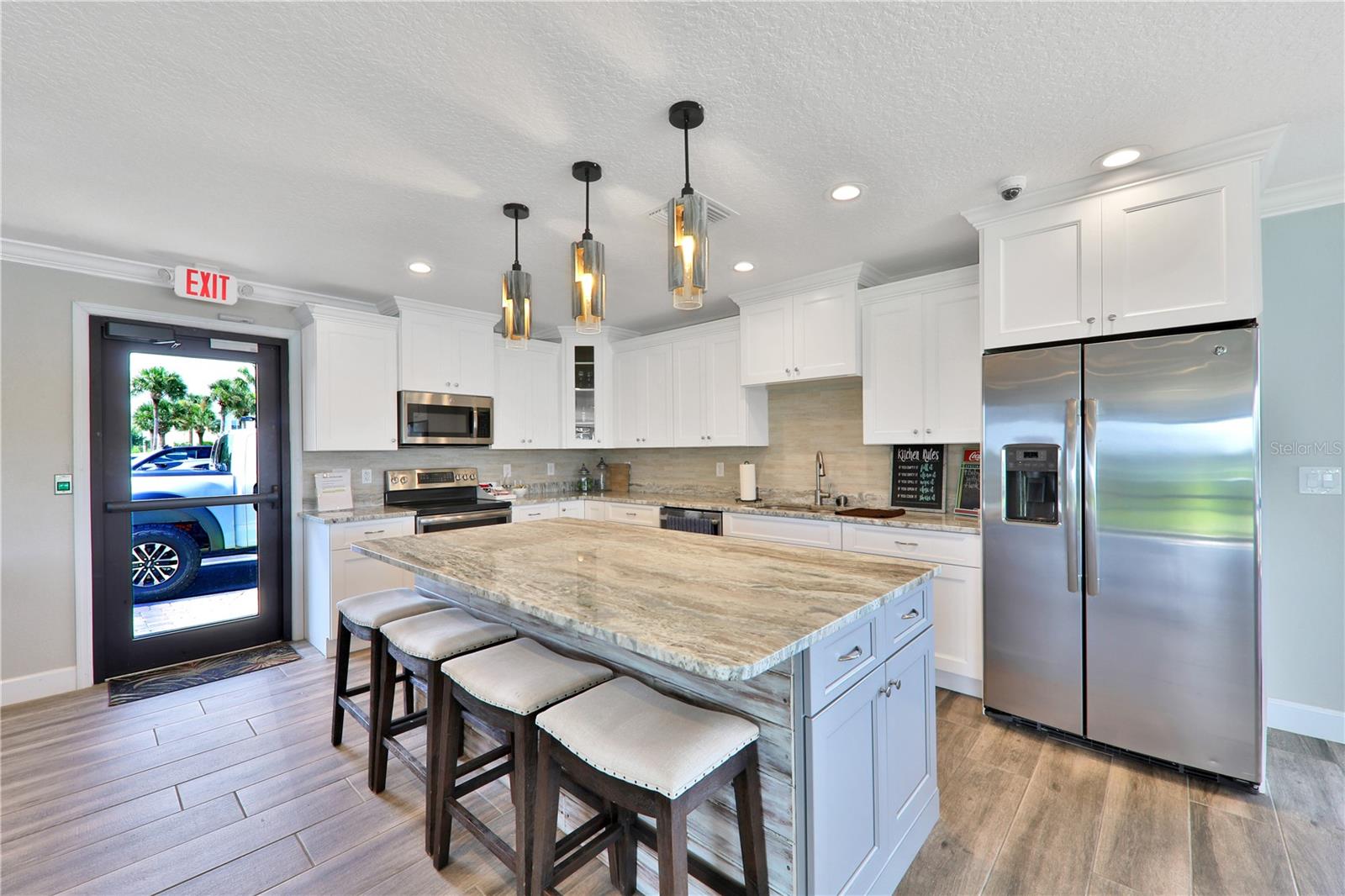 501 N Causeway #8060
