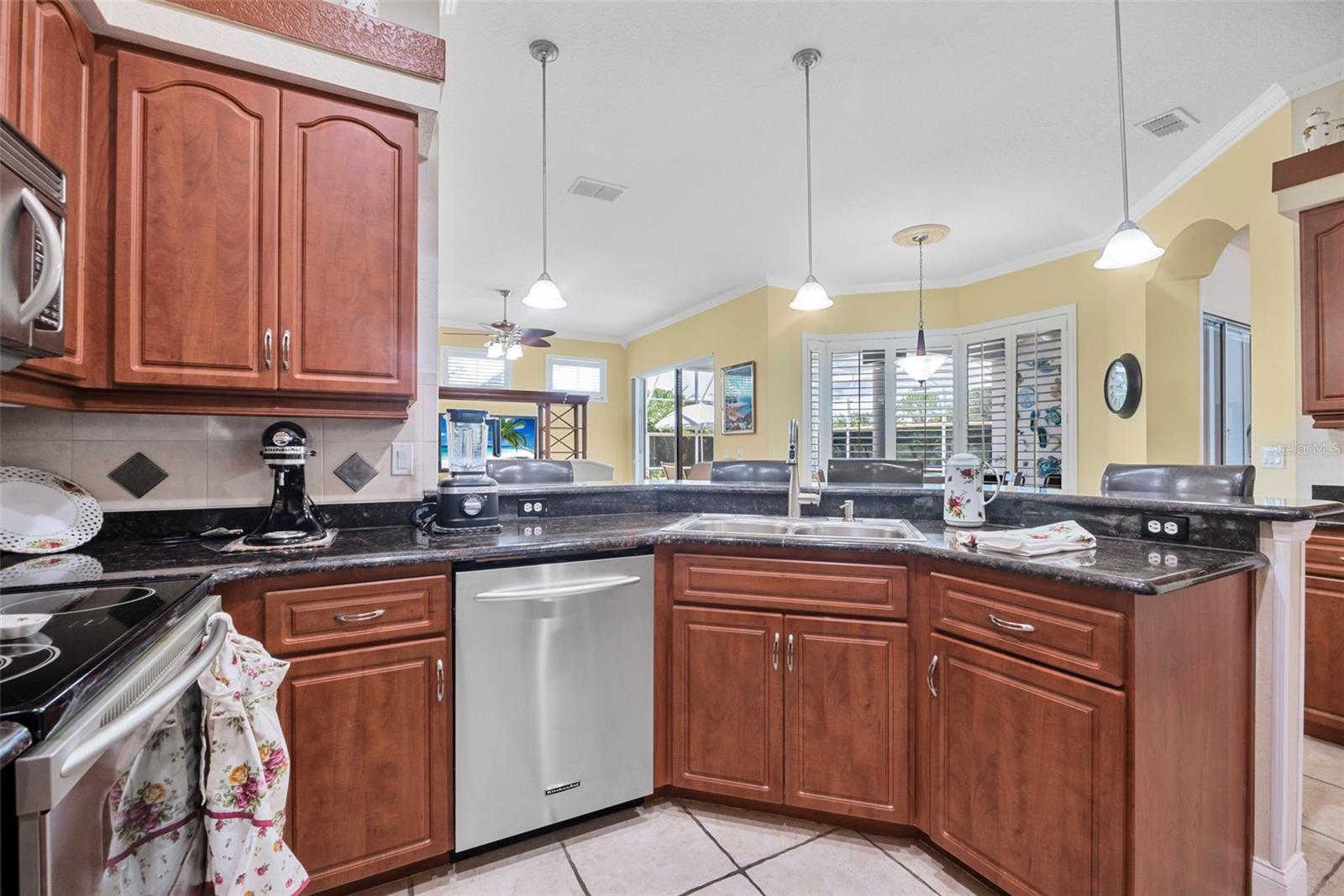 3606 MARIBELLA DR