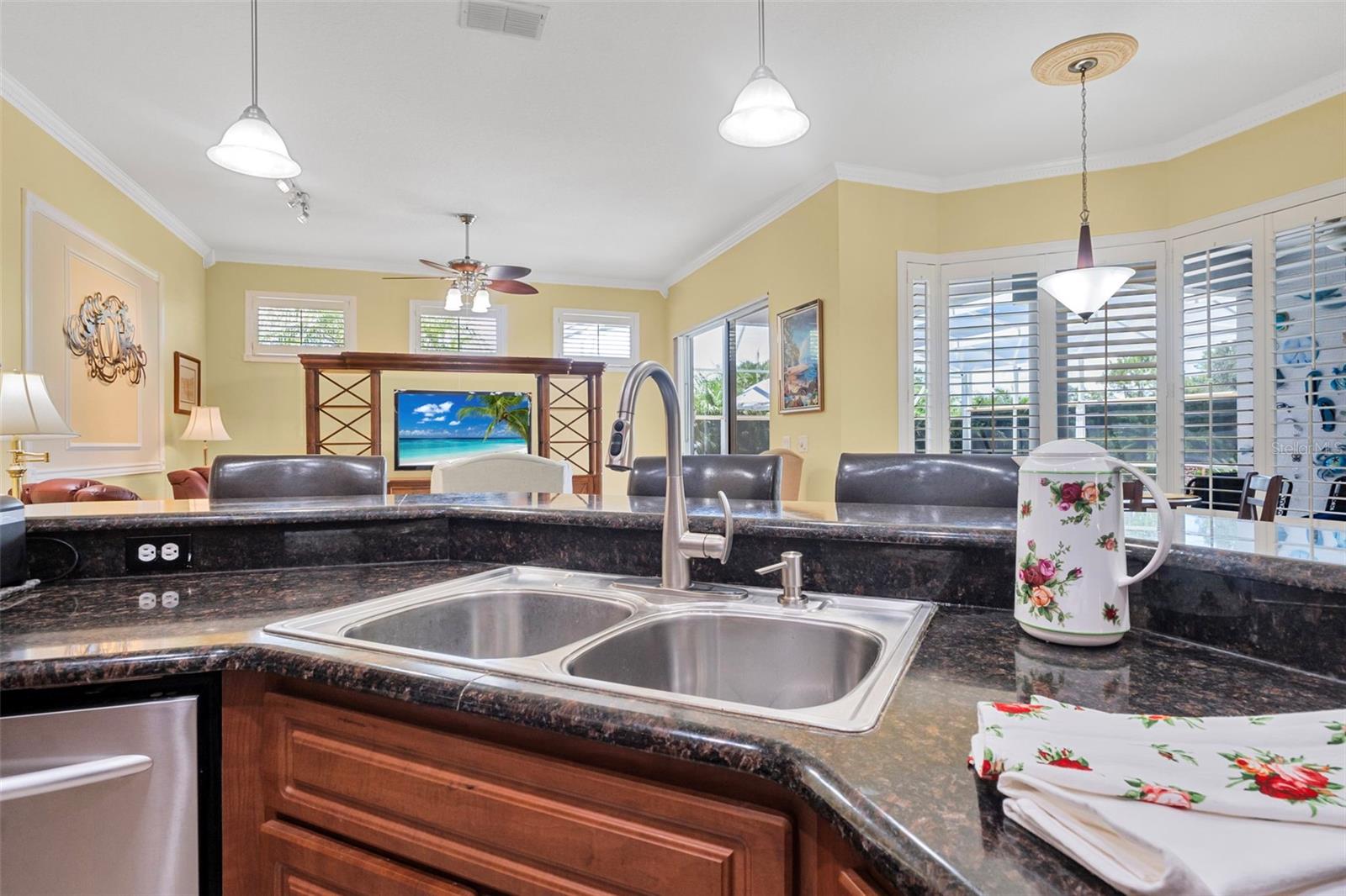 3606 MARIBELLA DR