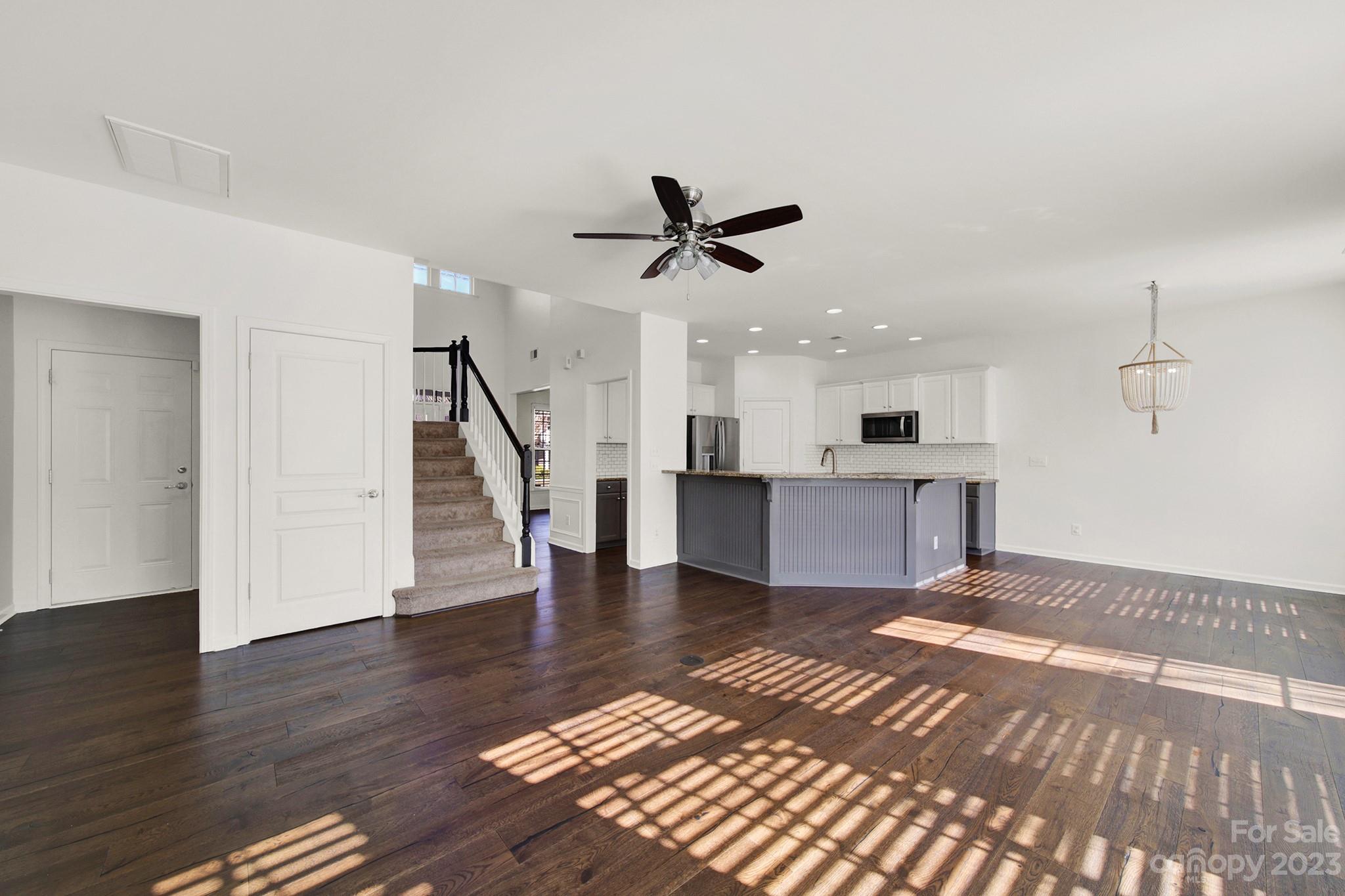 7822 Lamington Drive