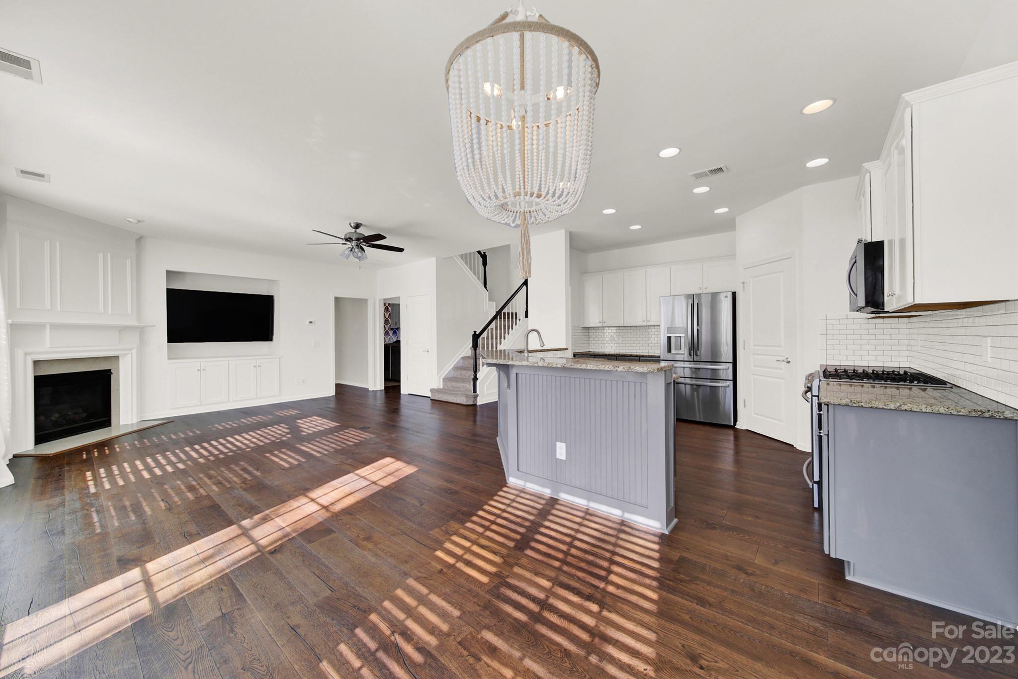 7822 Lamington Drive