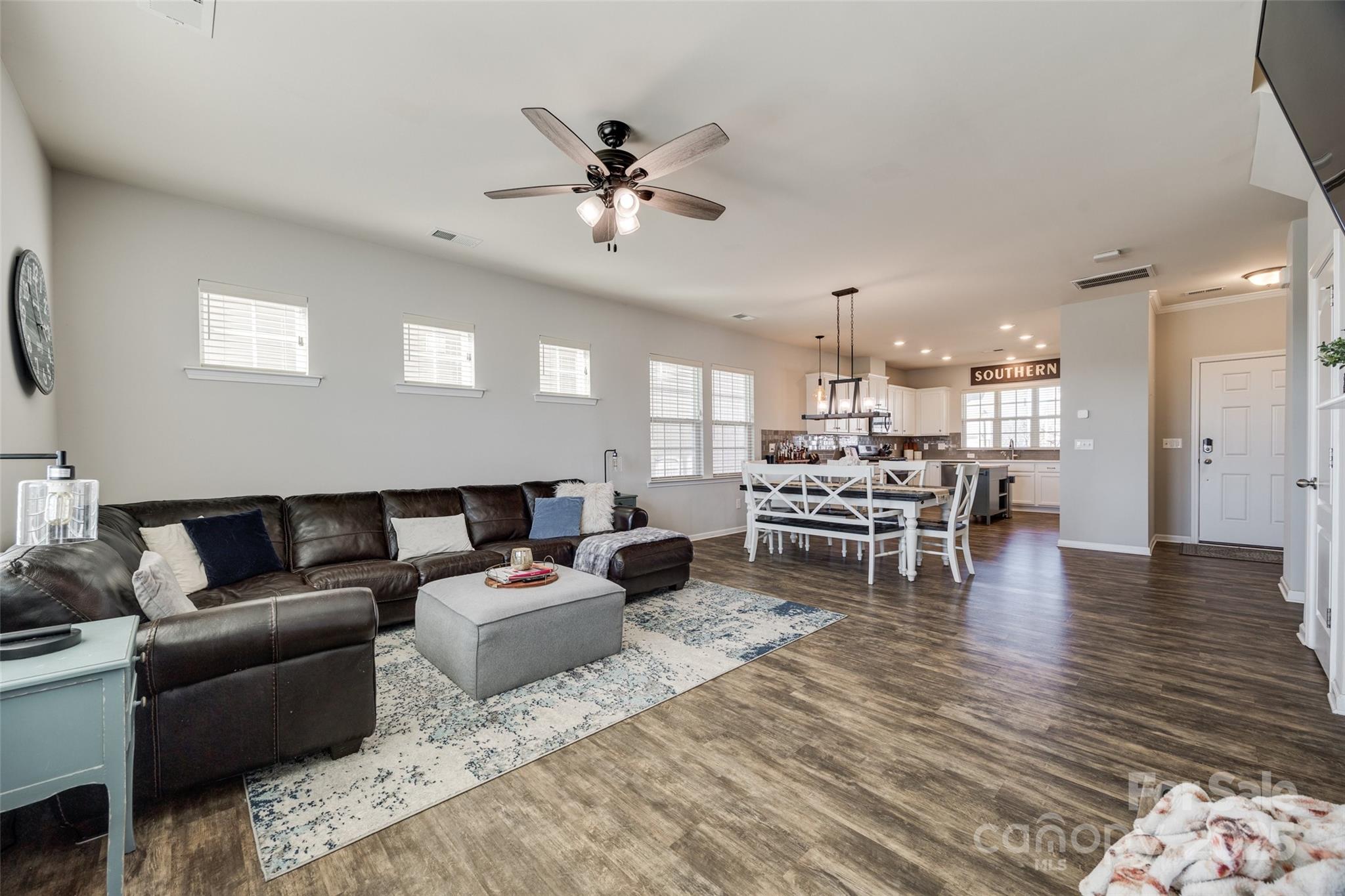 646 Kahana River Road