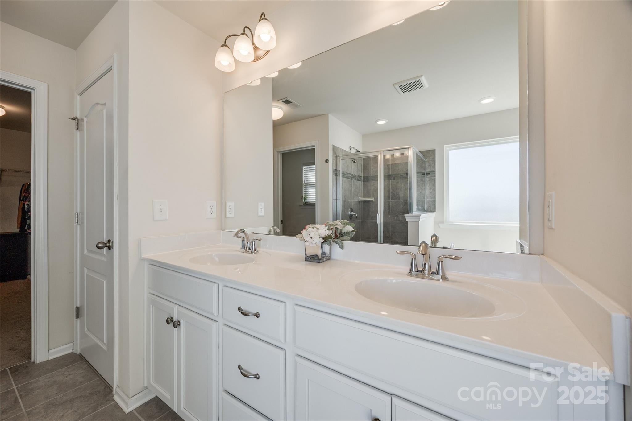 646 Kahana River Road