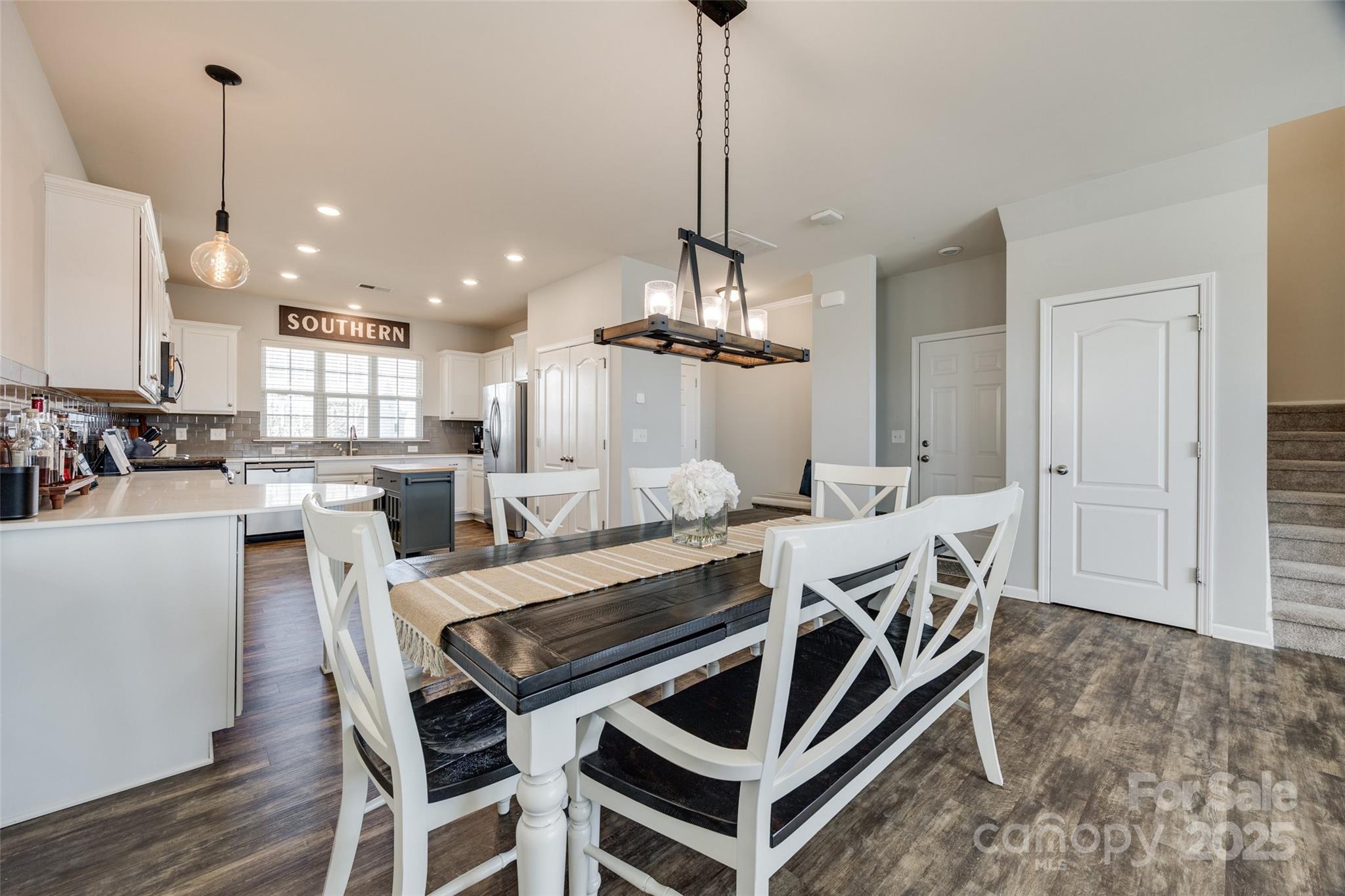 646 Kahana River Road