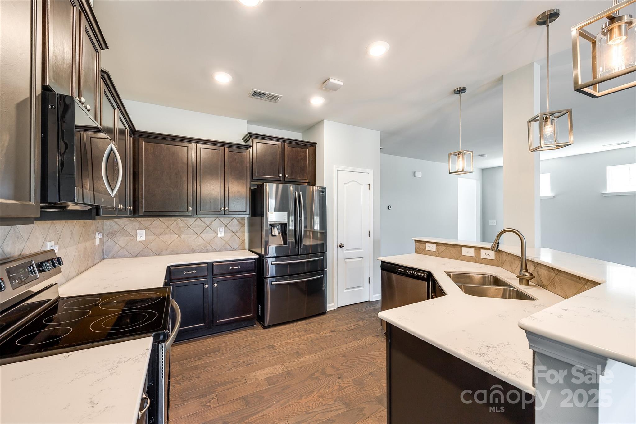 609 Kahana River Road
