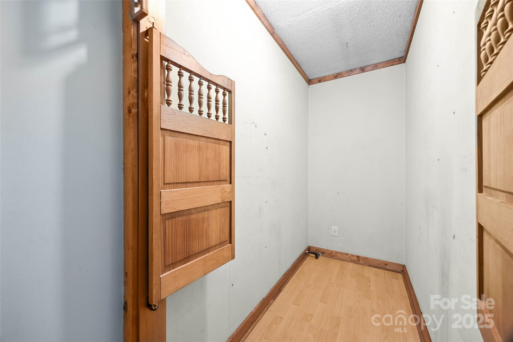 6233 Providence Court NW