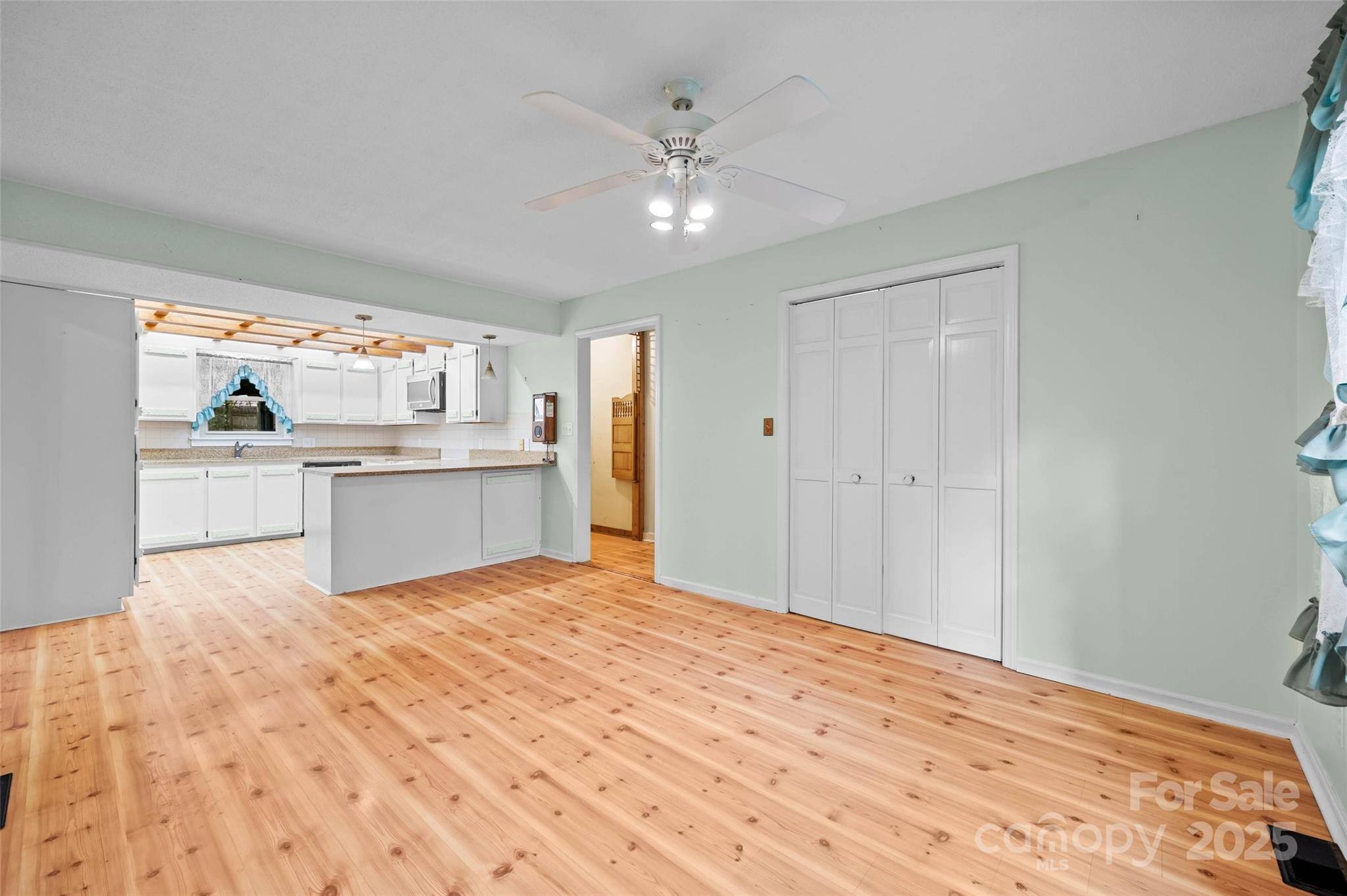 6233 Providence Court NW