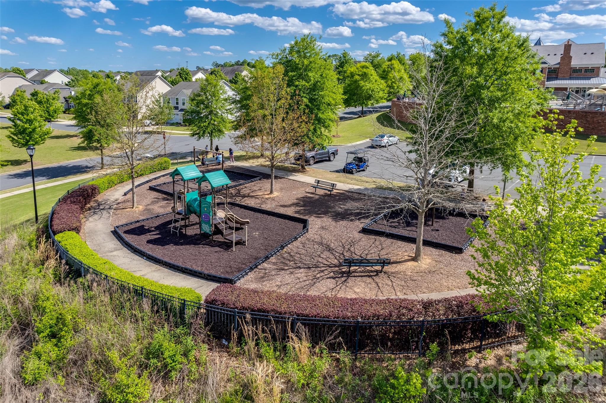 1276 Thomas Knapp Parkway