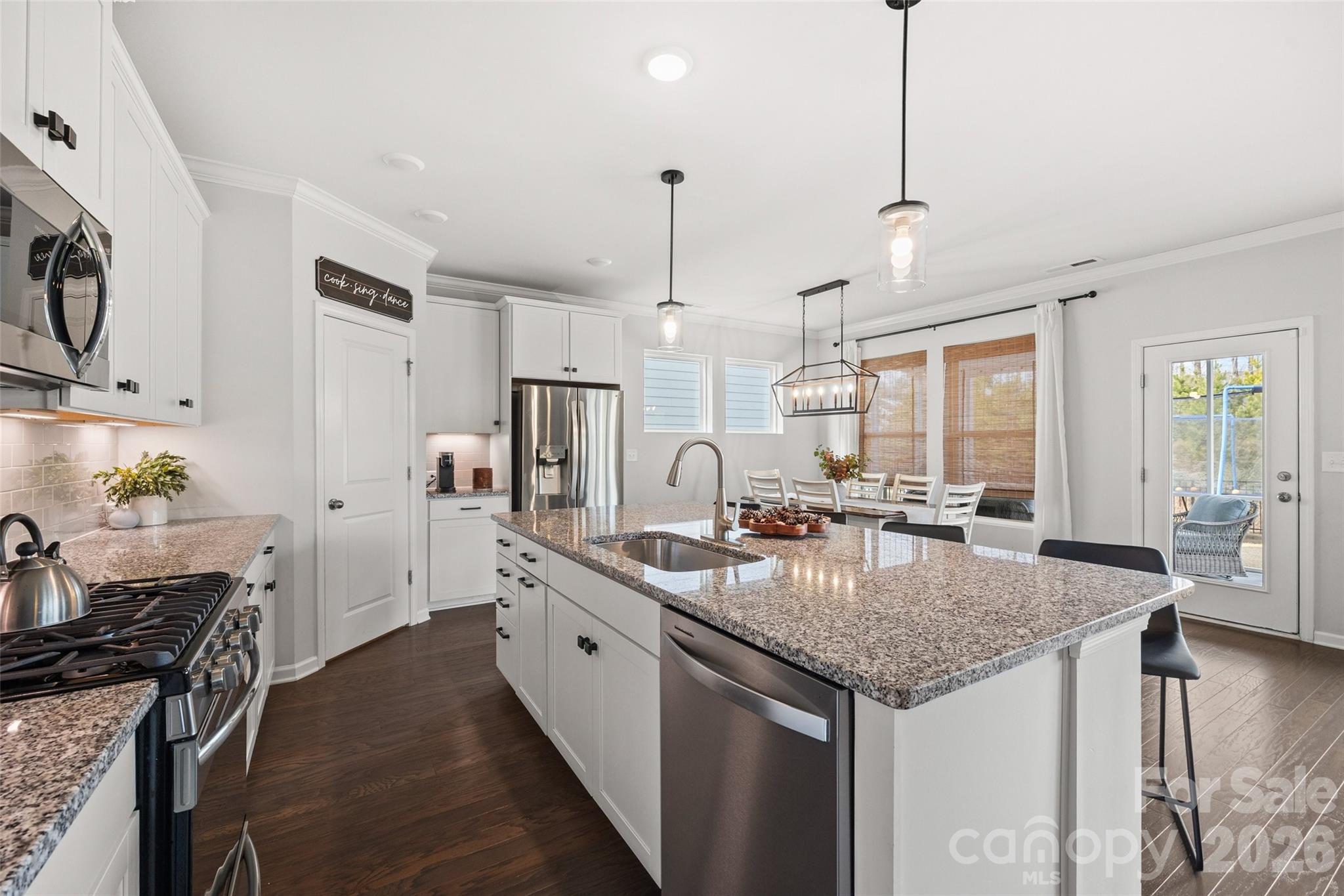 1276 Thomas Knapp Parkway