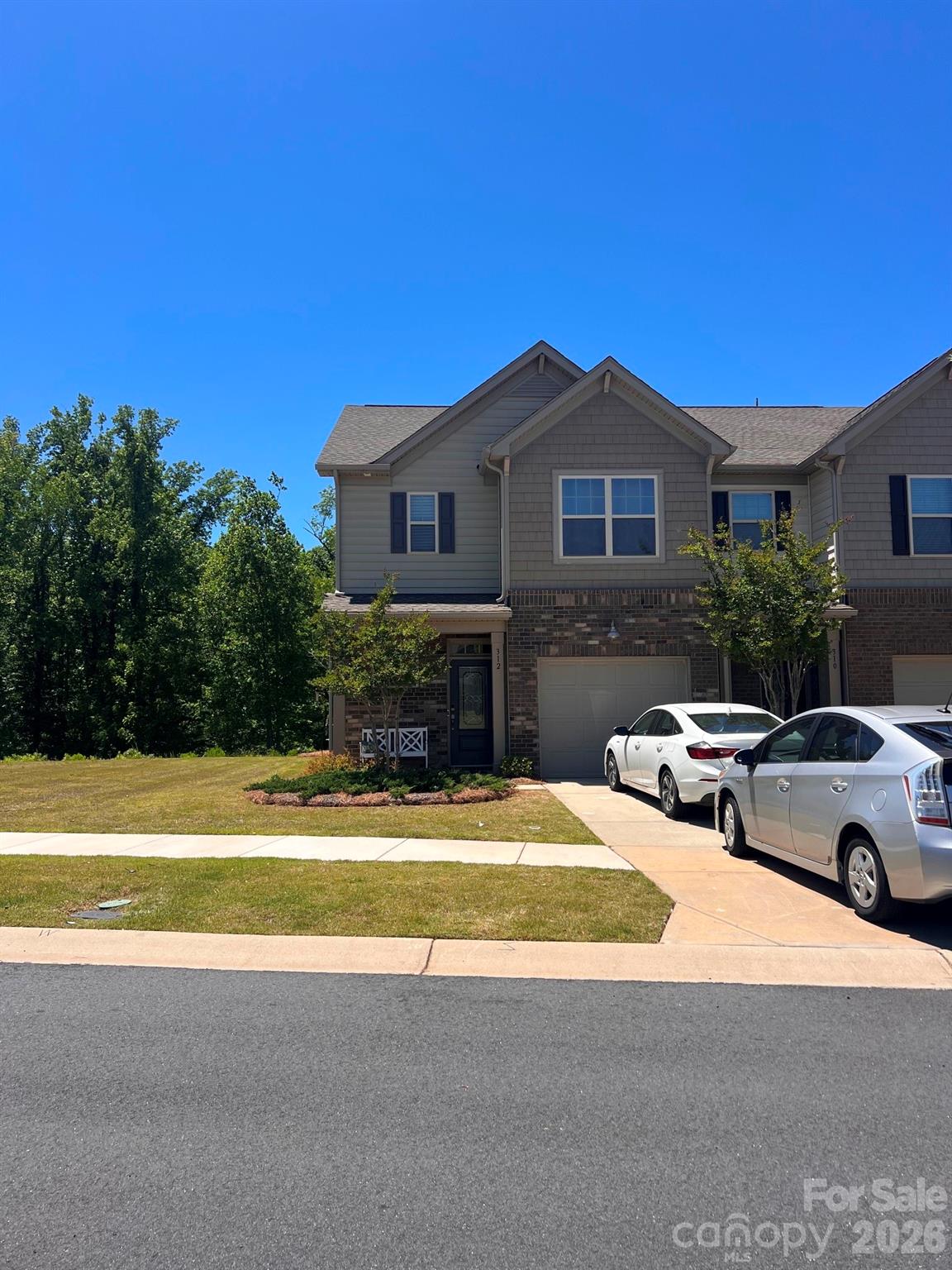 312 Ascot Run Way