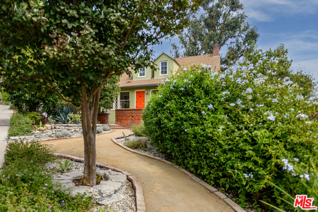1942 Cerro Gordo St
